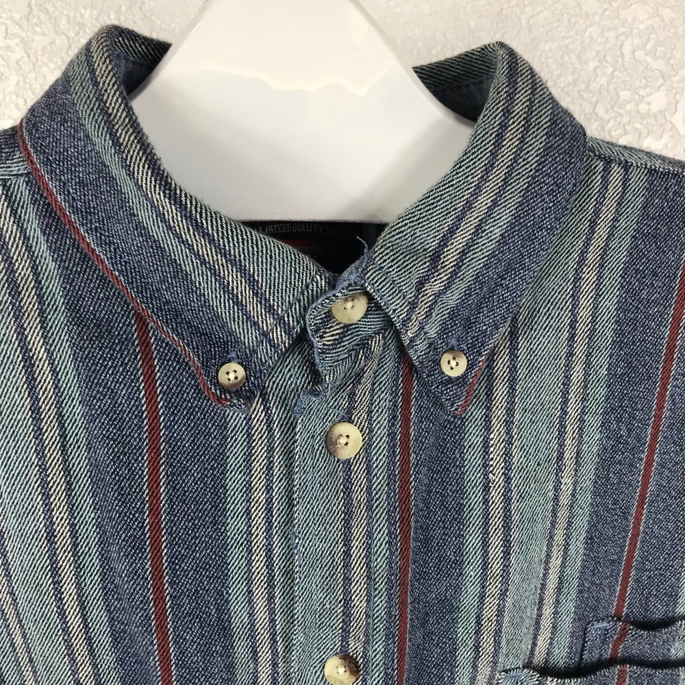 Wrangler Hero button  down shirt. - Picture 7 of 8